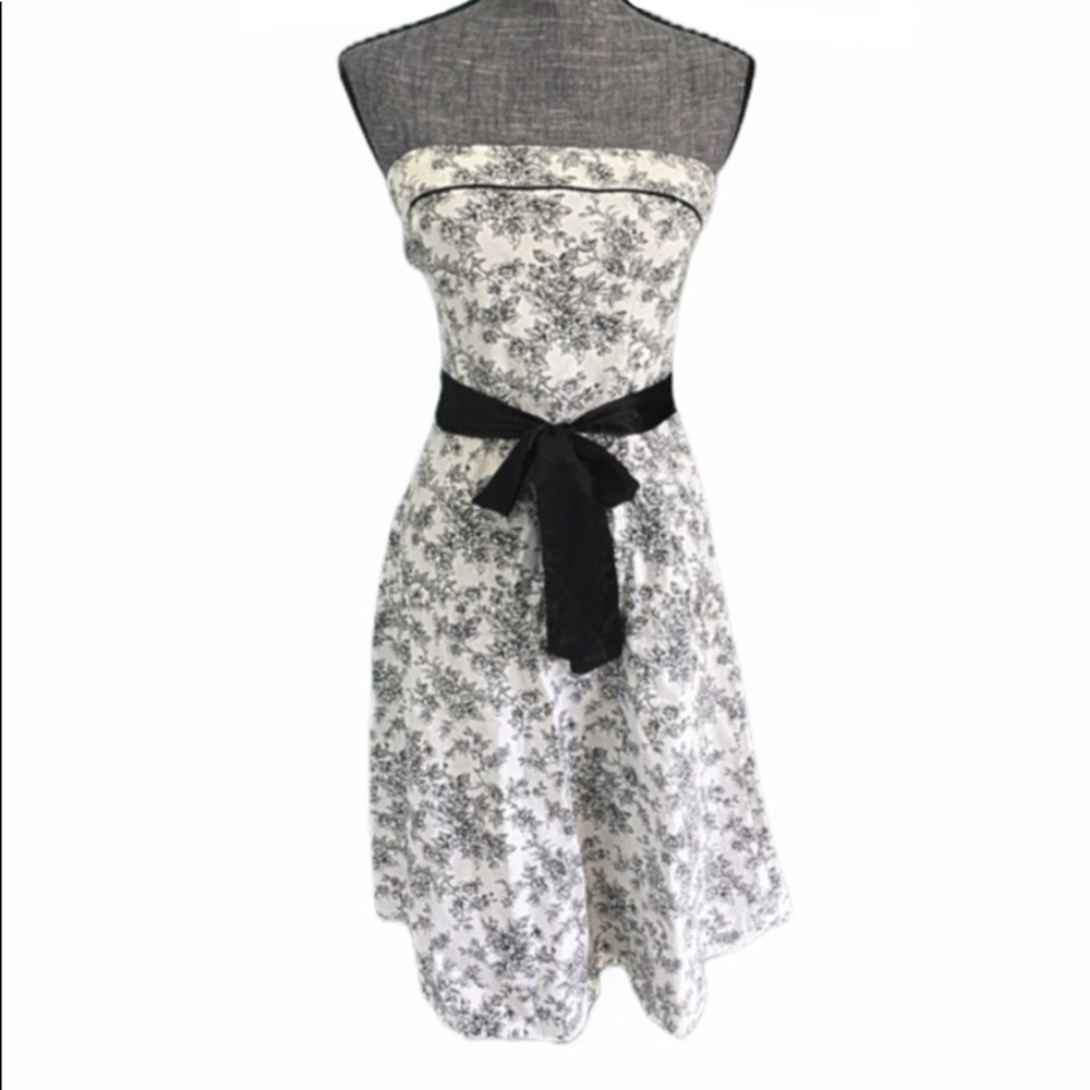 Teeze Me Strapless Dress with Sash sz 7 Juniors